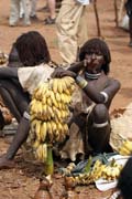 Market at Dimeka village. South, Ethiopia.