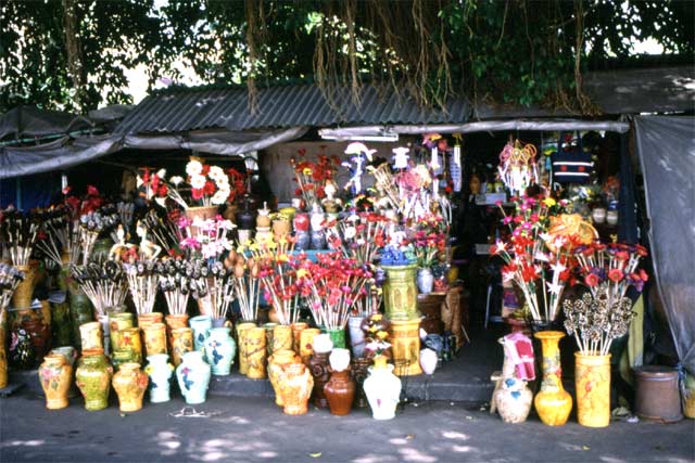 Flower sellin gin Yogyakarta. Java,  Indonesia.