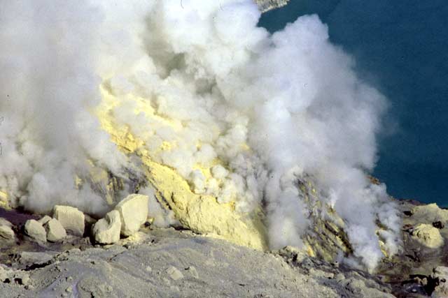 Kawah Ijen Vulcano. Java,  Indonesia.